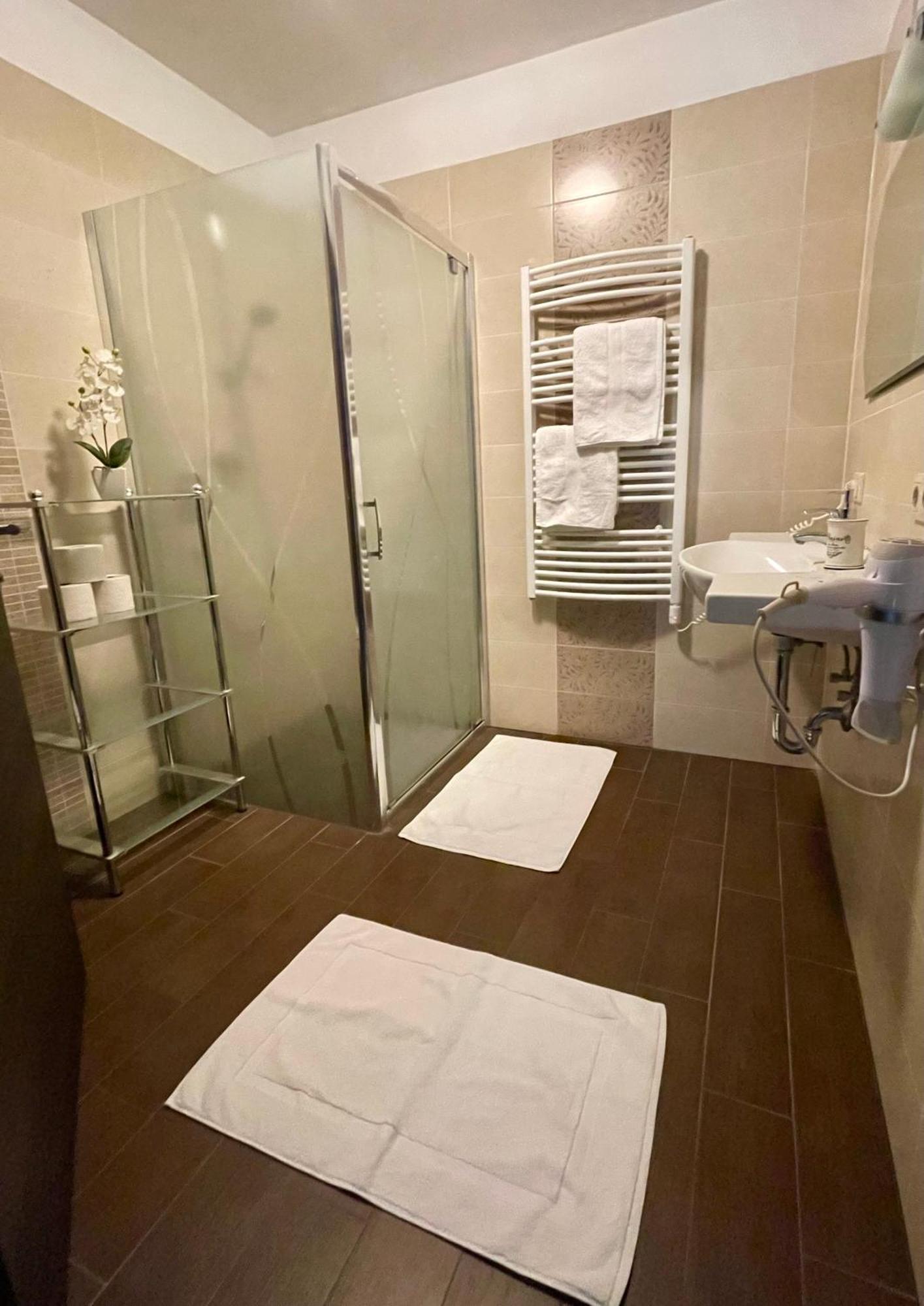 Hotel Alta Vista Neukirchen am Großvenediger Eksteriør billede