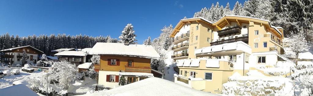 Hotel Alta Vista Neukirchen am Großvenediger Eksteriør billede